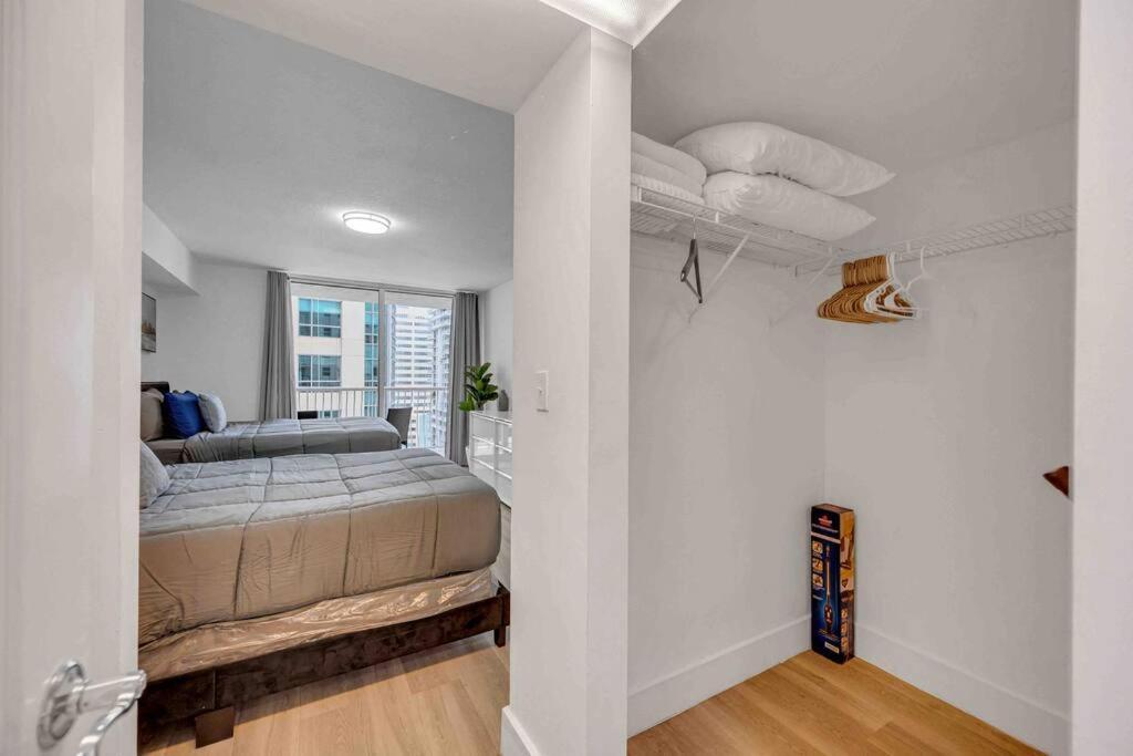 Spacious 1Bedroom Unit Brickell-Free Parking Miami Ngoại thất bức ảnh